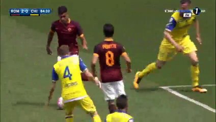 Miralem Pjanic Goal HD - AS Roma 3-0 Chievo - 08-05-2015