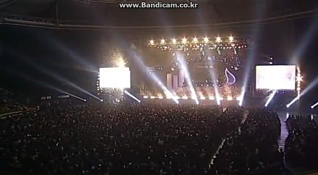 K-pop ⁄ “Brown Eyed Soul“ Christmas Concert 2007 Part.1