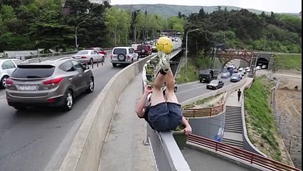 ეს ჩვენს ქალაქში ხდება