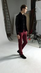 Ce mannequin fait 25 poses en 30 secondes... Economique !