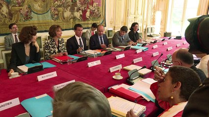 França criará centros de reintegração para 'radicalizados'