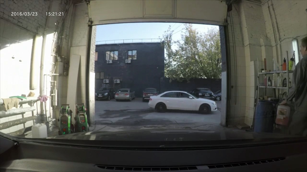 Скрытая камера в машине