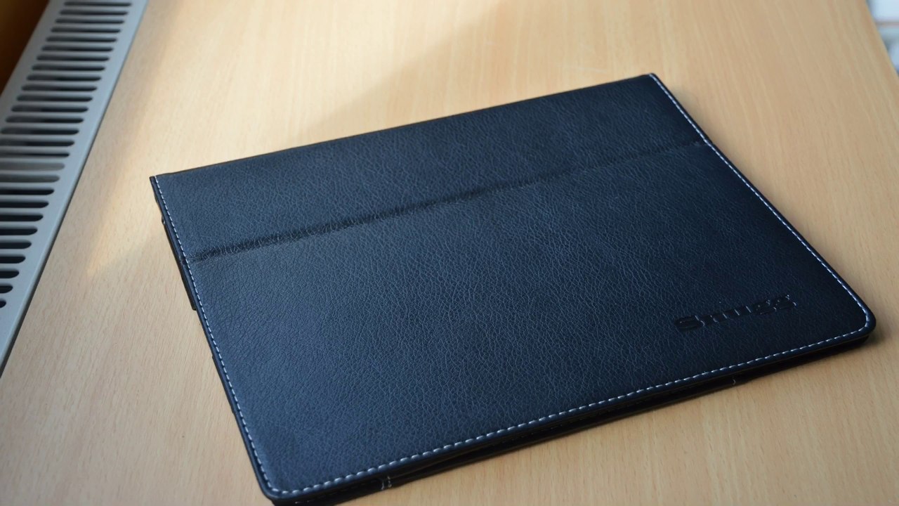 Review: Snugg leather case for the new iPad