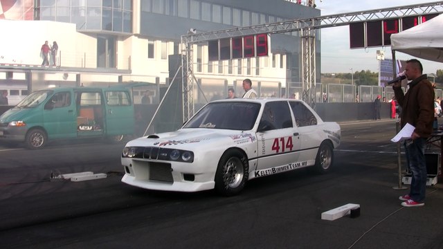 Audi A4 3.0 V6 Biturbo Vs. BMW E30 M3 Turbo