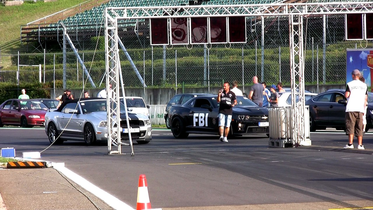 Ford Mustang Shelby GT 500 Vs. Chevrolet Camaro SS