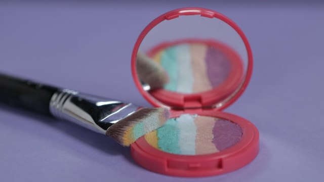DIY the Sold-Out Rainbow Highlighter, and Prepare to Look Magical!