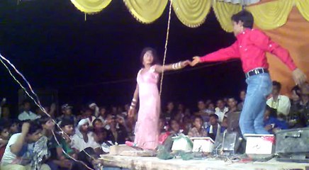 Arkestra Romantic song Tumhare siva kuch na chahat karege