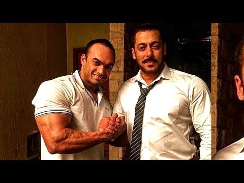 Salman Khan With Wrestling Coach On The Sets Of Sultan