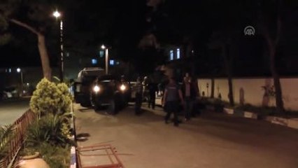 Alkollü Sürücü, Emniyet Binasına Çarptı