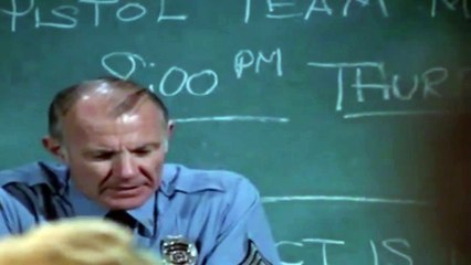 Hill Street Blues S02E15 - Some Like It Hot