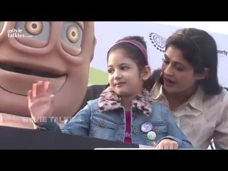 Too CUTE: Harshaali Malhotra From Salman's Bajrangi Bhaijaan Flags Off Junior Marathon With Mother