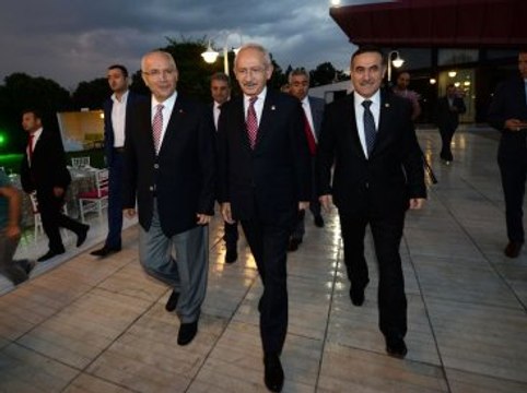 CHP'de 'Seçimli Kurultay' Sesleri