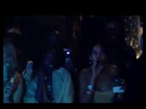 Chris Brown & Thriller Dancers - Thriller (wma 2006) (jxe)