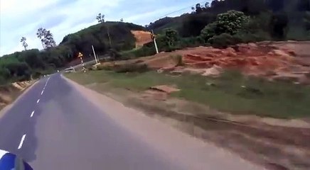 Ôm cua sai kỹ thuật và thoát khỏi tai nạn 1 cách kỳ diệu