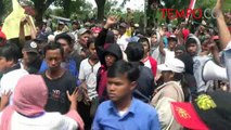 Geram Merasa Ditipu Nelayan Dadap Demo ke Kantor Bupati