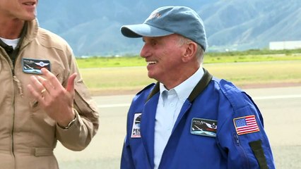 'Space glider' aims for record highs