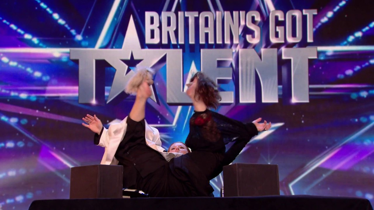 WOW ,Anne Klinge sweeps the Judges off their feet,2016  Amazing Mehndi Dance Performance By Young Girls HD I Indian Pakistani wedding dance I The Best Mehndi Dance EVER! I Pakistani Mehndi Dance