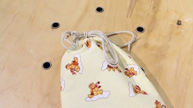 Tuto couture : faire un petit sac avec une chute de tissu