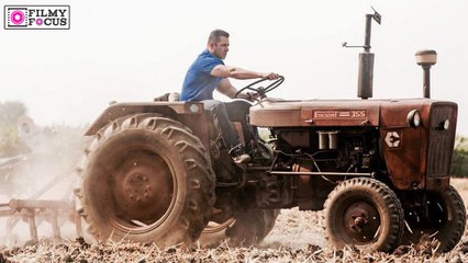 Salman Khan Driving Tractor on Sultan Movie Sets - Filmyfocus.com