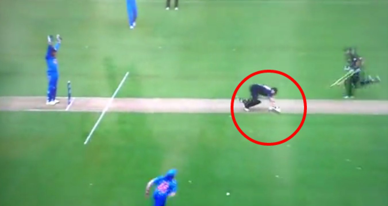 Brendon McCullum Funny Running Between Wickets