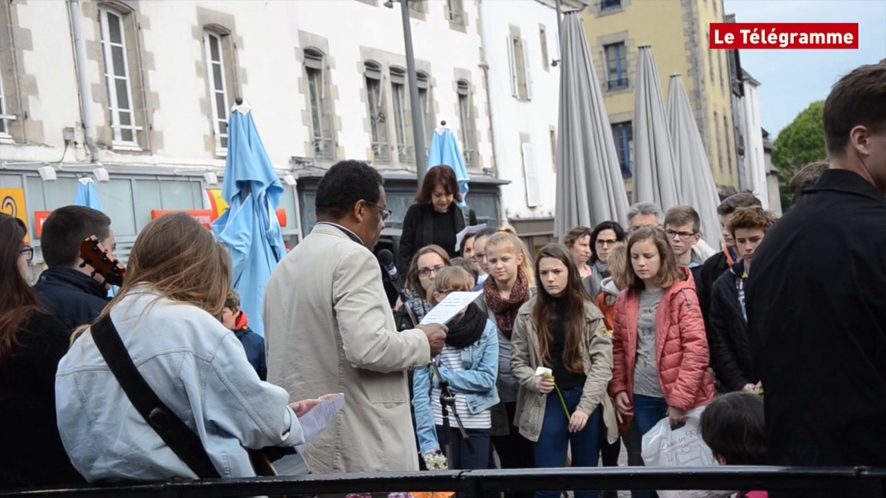 Quimper. Une centaine de personnes commémorent l'abolition de l'esclavage