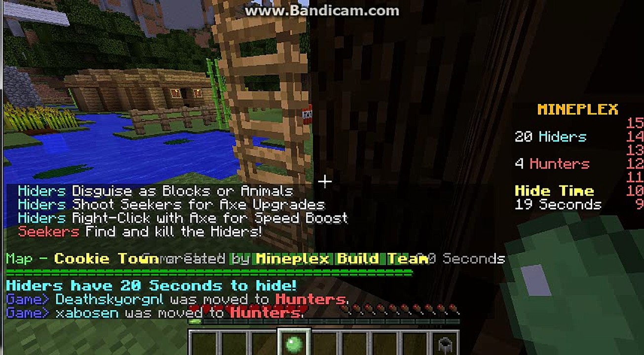 Playing Block Hunt. Mincraft