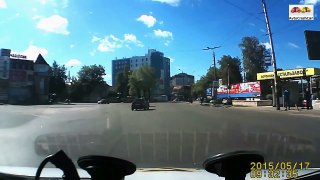 Truck Crash Compilation May 2015 / Truck Accident / Dash Cam Compilation May 2015