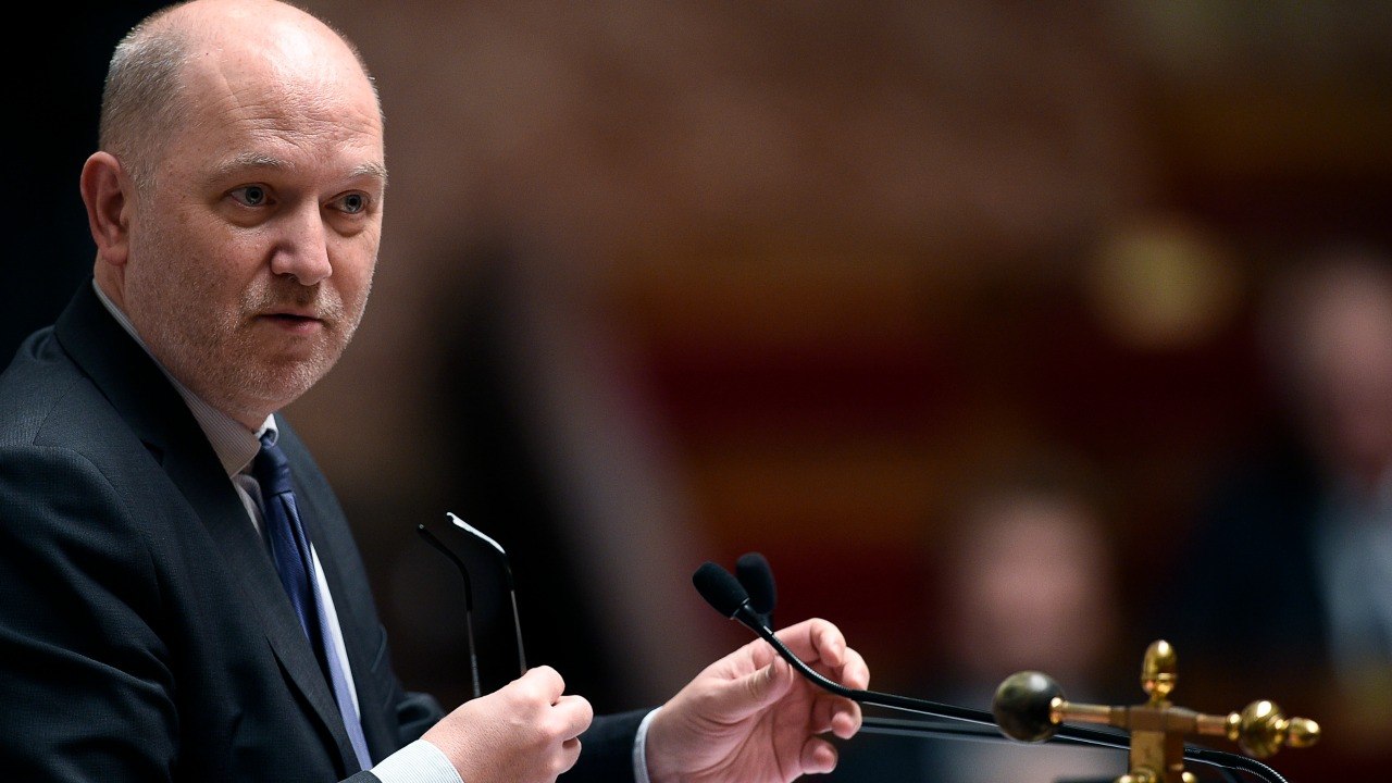 Comment minimiser l'affaire Baupin en cinq étapes