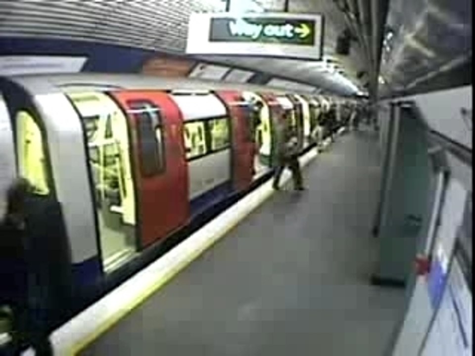 Basement Jaxx - U Don't Know Me