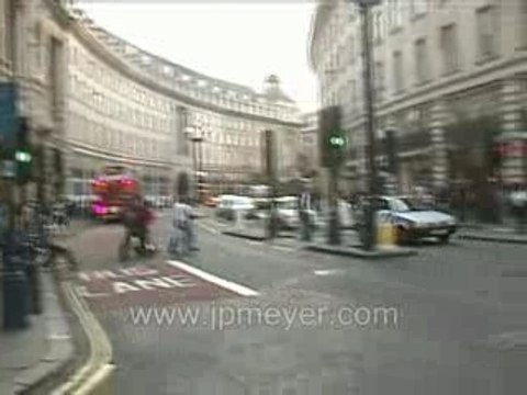 London, England travel: Piccadilly