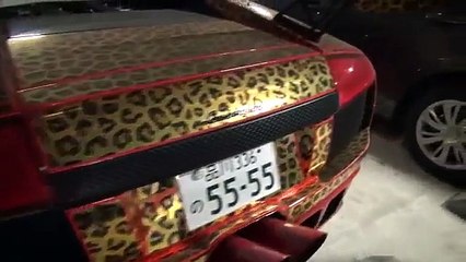 Un garage rempli de Lamborghini tunées. Dingue