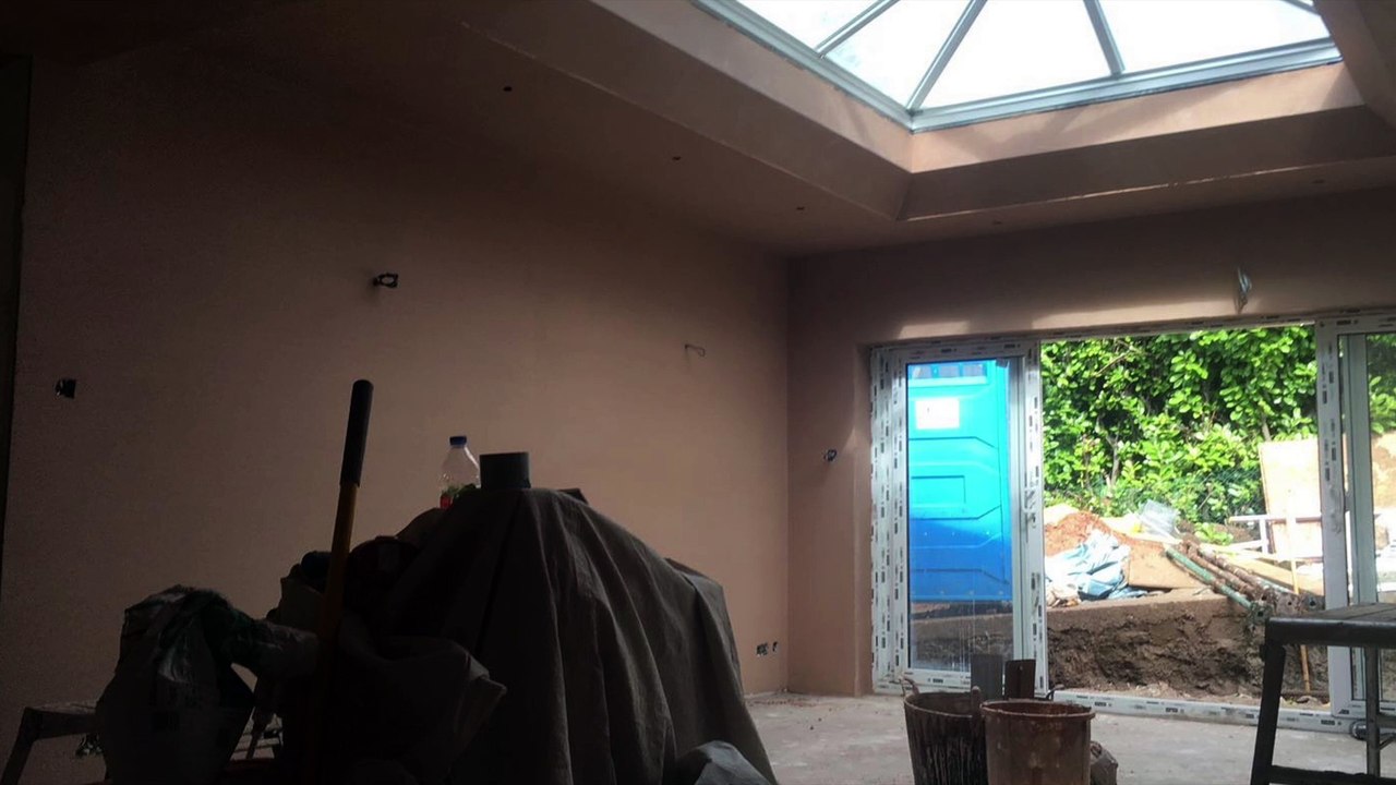 LOCAL PLASTERING SPECIALISTS IN CAERPHILLY & SOUTH WALES - ALL PLASTERING WORK GUARANTEED