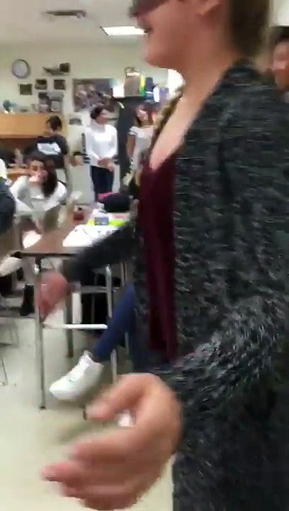 La bonne excuse pour mettre une claque à son prof. Hilarant