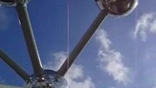 La visite à l'atomium