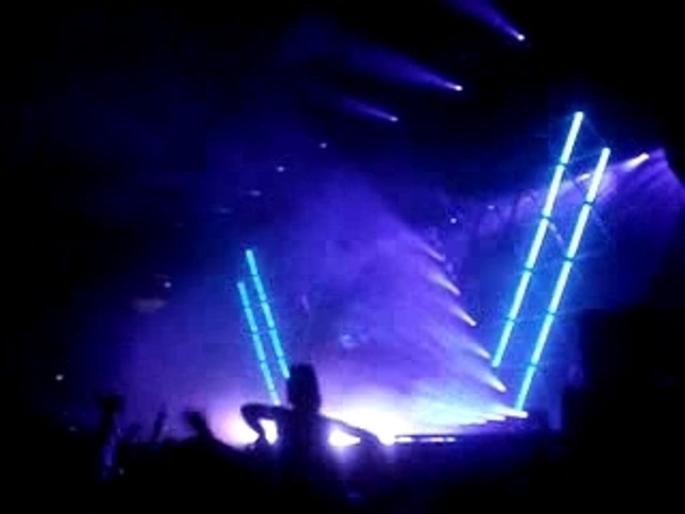 Daft Punk @ Arènes de Nîmes - Too Long