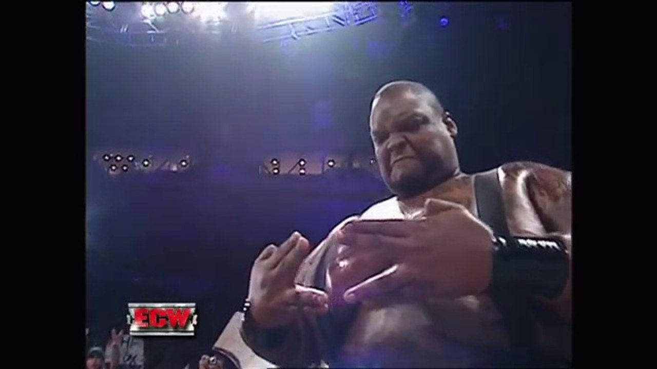 MONSTER MASH Battle Royal Total Divas 2016