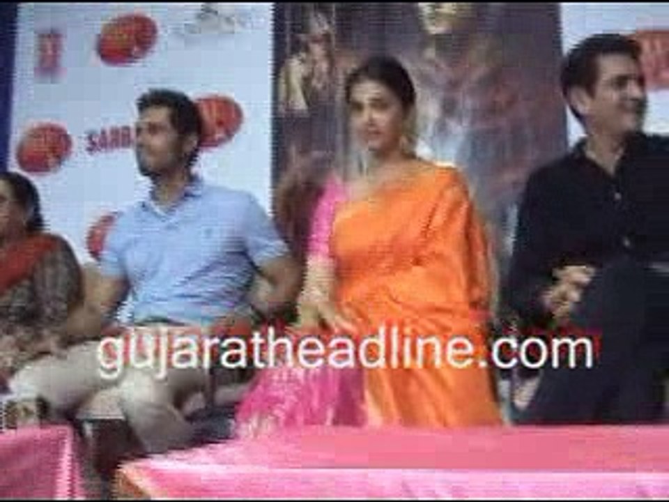Aishwarya Rai Bachchan in Ahmedbad for Sarbjit promotion