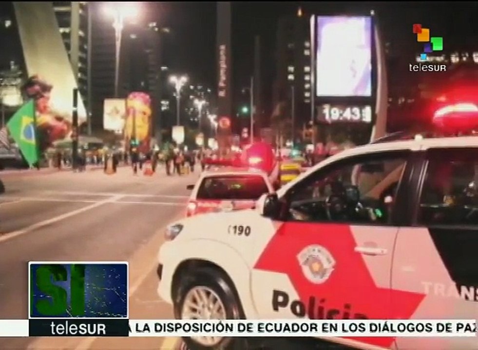Manifestantes a favor del impeachment protestan en Sao Paulo