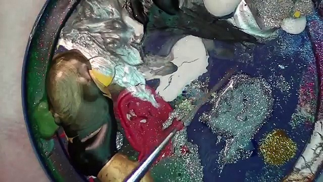 Nail Art Tutorial - DIY Easy Stripe Nails - Blue nails silver & gold stripes