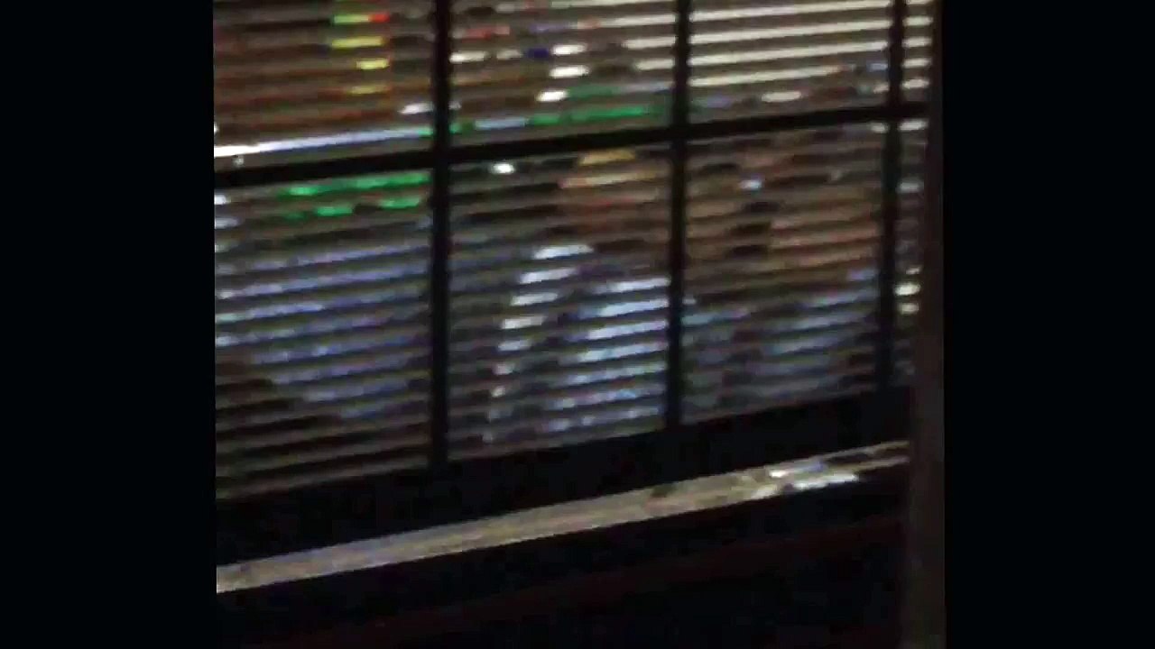 HE GOT CUAGHT SLIPPING BAD Stroking with the blinds open