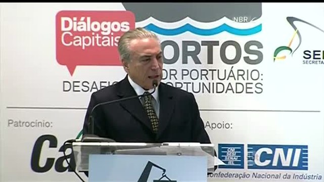 Michel Temer e Renan Calheiros discutem rito de impeachment durante encontro