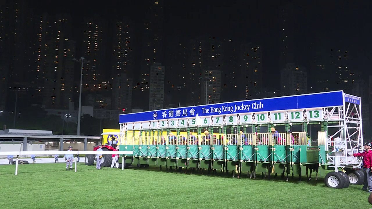Les courses hippiques, passion de Hong Kong, s'essouflent