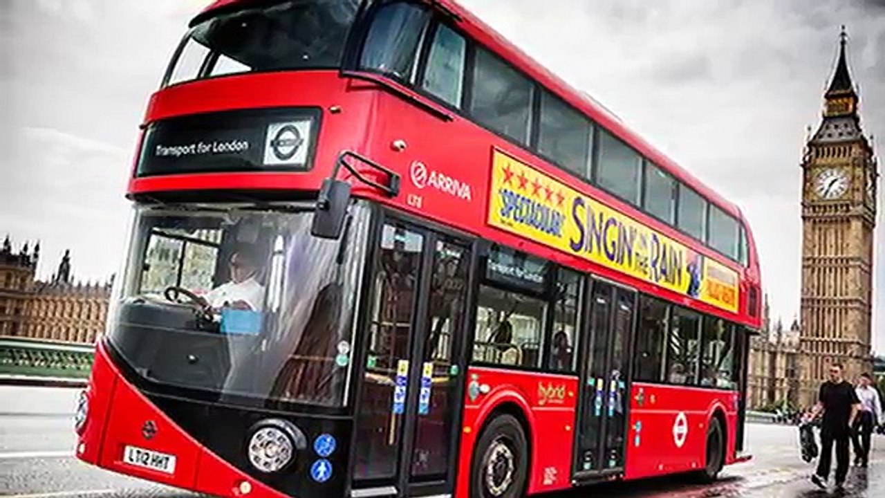 SubhanALLAH Banners on Buses in England