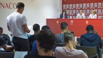 AS Monaco Academy : un cours d'espagnol avec Fabinho
