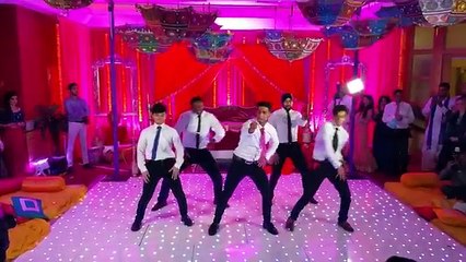 Best Mehndi Dance Ever! Zoya Weds Asad HD 2016