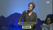 Dilma afirma que está cansada de `desleais` e `traidores`