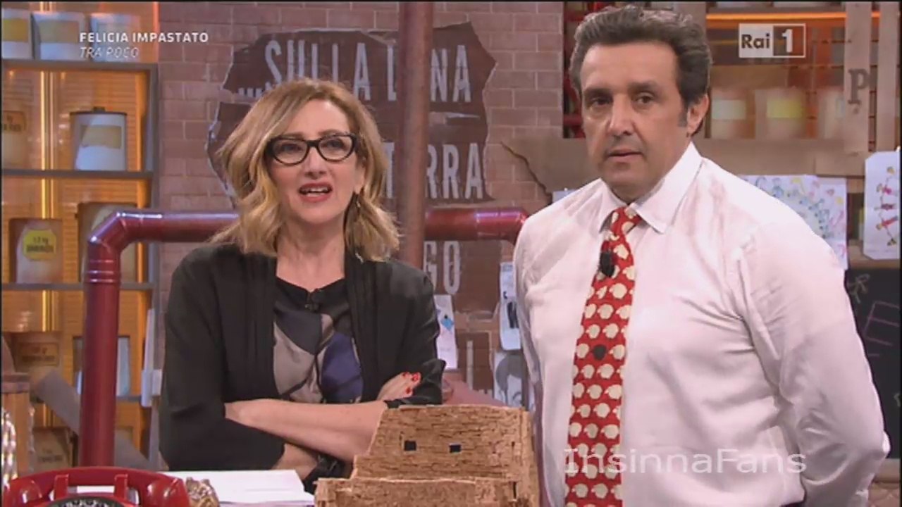 Lunetta Savino ospite di Flavio Insinna ad Affari Tuoi