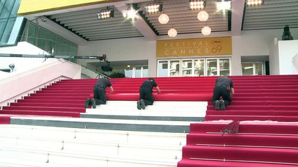 الترتيبات الاخيرة في كان عشية افتتاح مهرجانها السينمائي الشهير