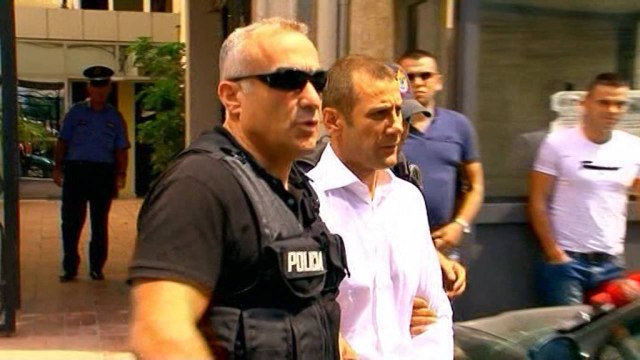 GJYKIM I SHKURTUAR PER MARK FRROKUN, ISH DEPUTETI PERFITON ULJE NESE DEL FAJTOR LAJM