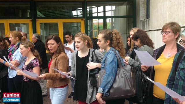 Les parents les professeurs et les élèves se mobilisent contre la fermeture d'une classe au lycée Nerval de Soissons